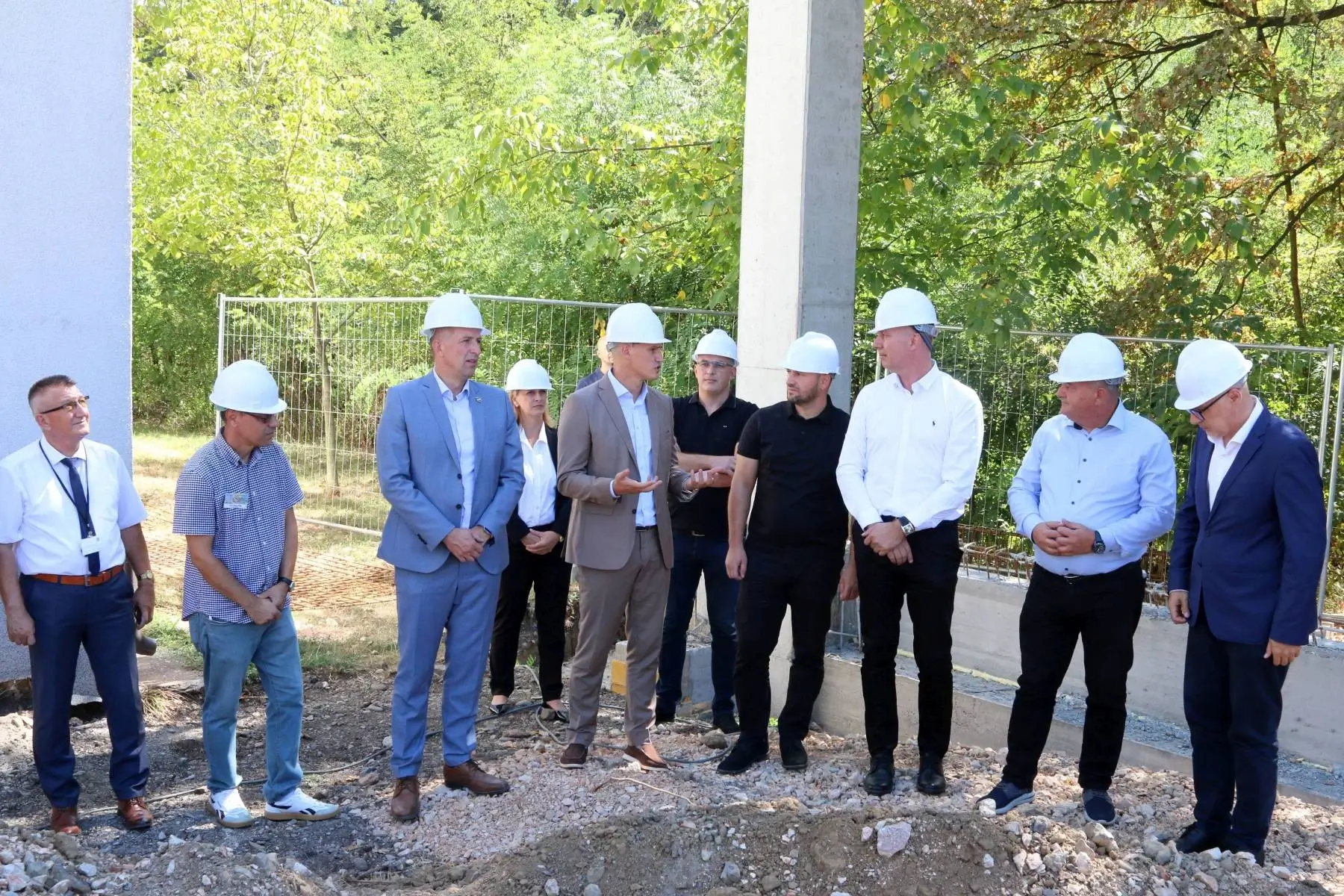 Vlada TK posjetila JU OŠ „Živinice Gornje“, jedno od devet gradilišta školskih sala